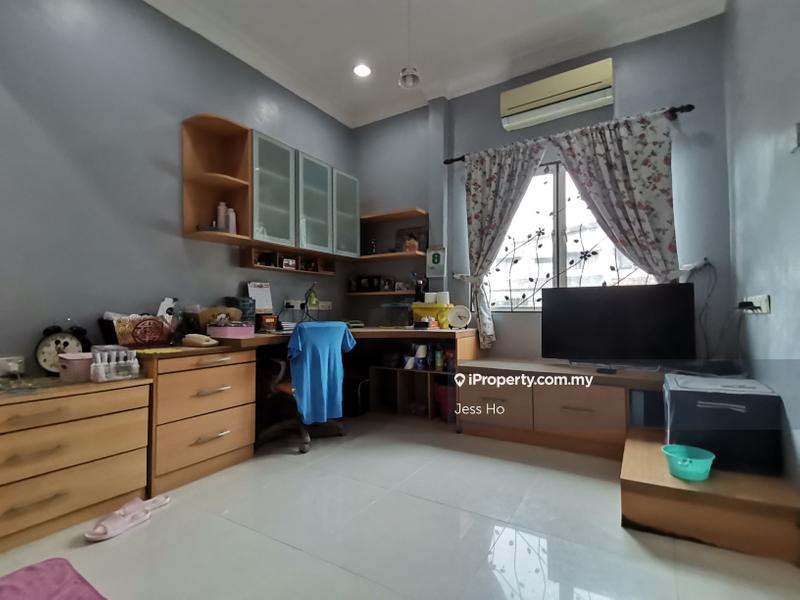 Rumah Berkembar untuk Dijual di SS3, Petaling Jaya oleh Jess Ho - iProperty.com.my