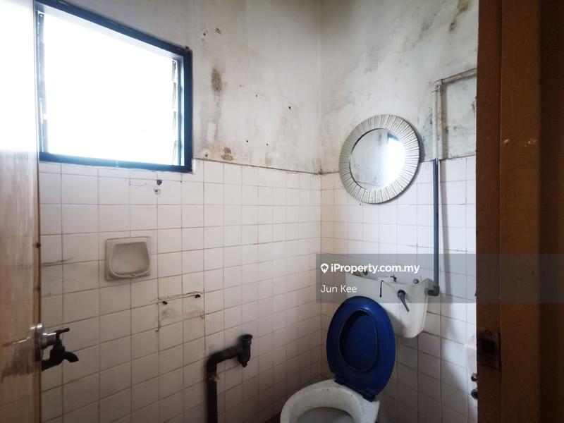 2-storey Terraced House for Sale in Taman Danau Desa, Taman Desa by Jun Kee - iProperty.com.my