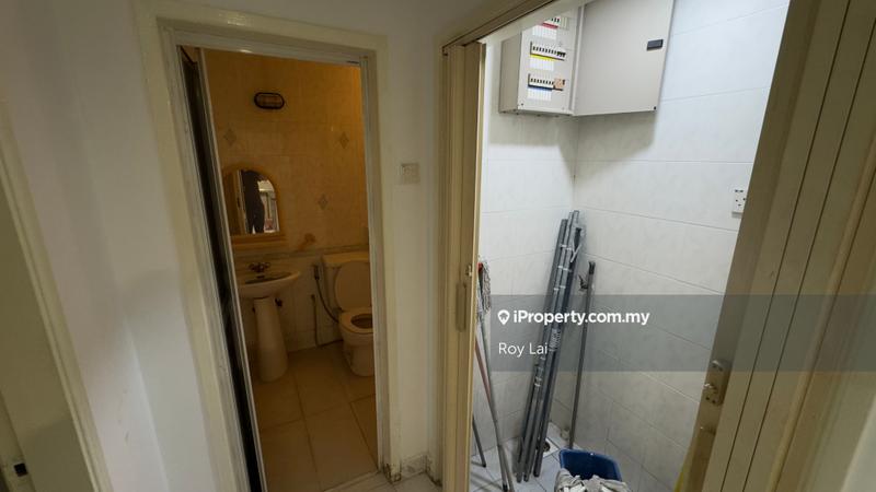 Townhouse for Rent in Country Heights, Kajang by Roy Lai - iProperty.com.my