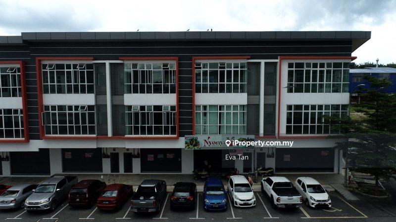 For Sale - Kulai 3 Storey Shop Office