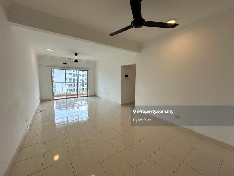 For Sale - Villa Makmur