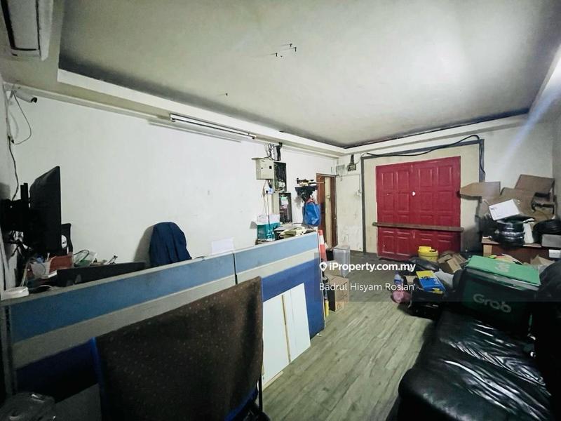 Gudang untuk Dijual di Seksyen 33, Shah Alam oleh Badrul Hisyam Roslan - iProperty.com.my