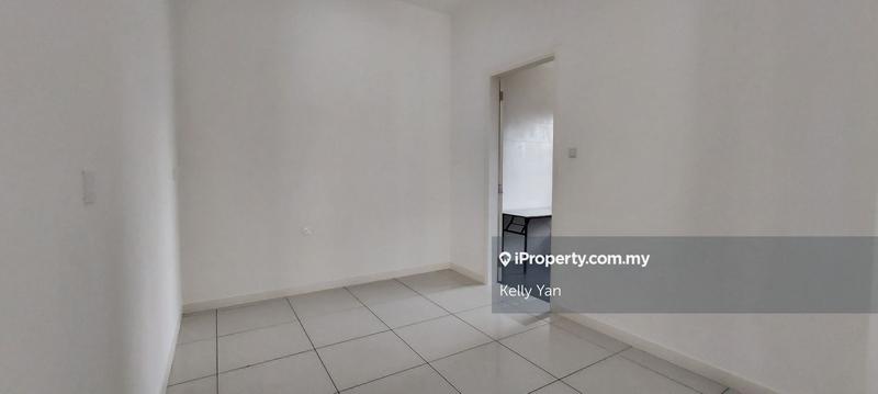 Rumah Berkembar untuk Dijual di Bandar Sungai Long, Selangor oleh Kelly Yan Kai Lit - iProperty.com.my