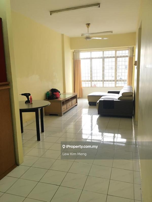 For Sale - Suria Kipark Damansara