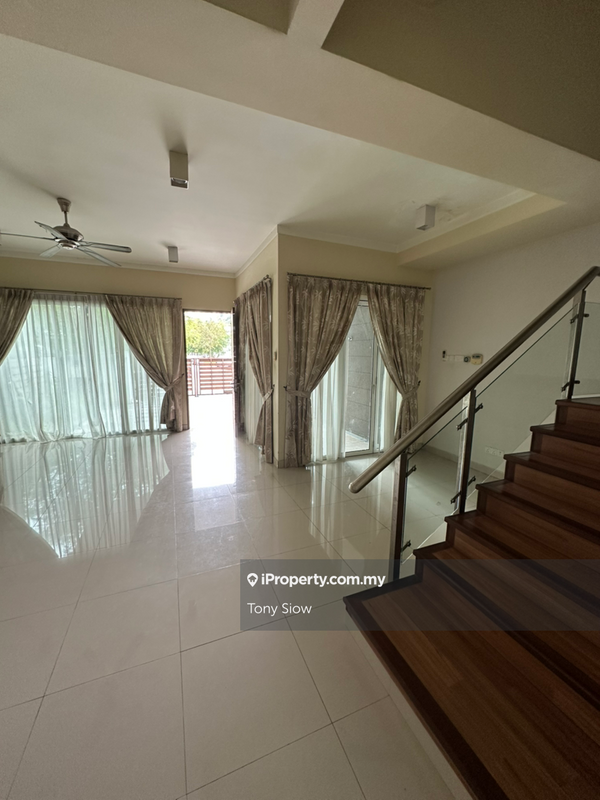 2.5-storey Terraced House for Sale in USJ Heights, Subang Jaya by Tony Siow - iProperty.com.my