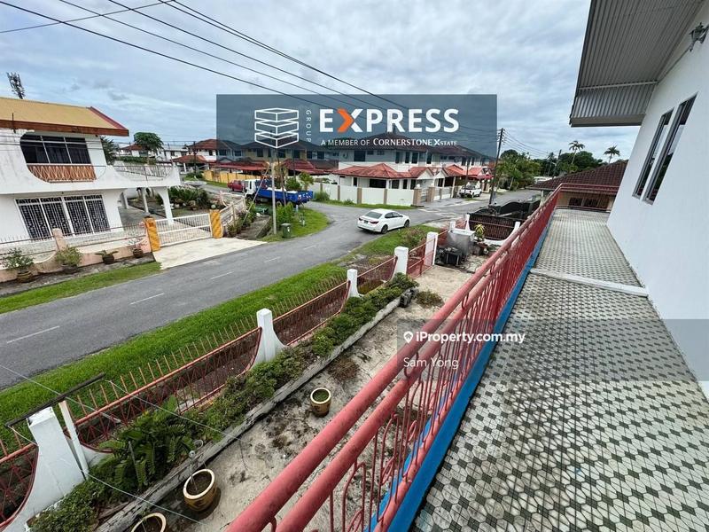 Semi-Detached House for Sale in Pujut, Miri by Sam Yong - iProperty.com.my