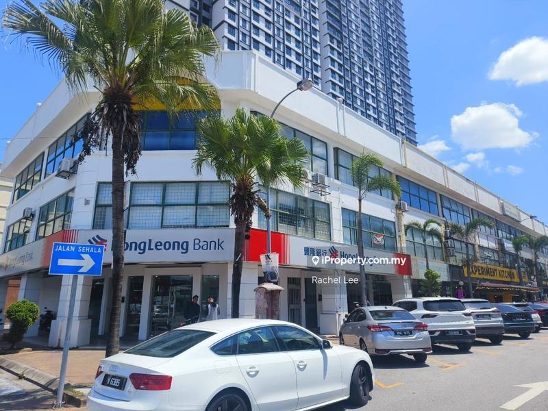 For Sale - 3 Storey Pusat Perniagaan Cheras Maju