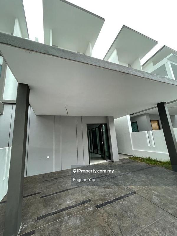 Rumah Teres 3-Tingkat untuk Dijual di Bukit Rahman Putra, Sungai Buloh oleh Eugene Yap - iProperty.com.my