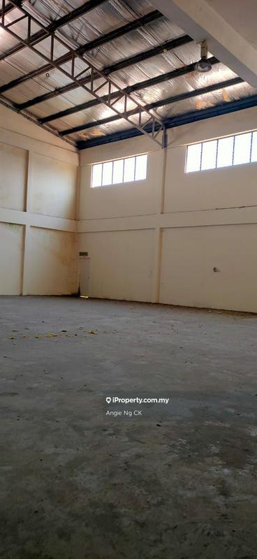 Semi-D Kilang untuk Dijual di Seksyen 51, Petaling Jaya oleh Angie Ng CK - iProperty.com.my