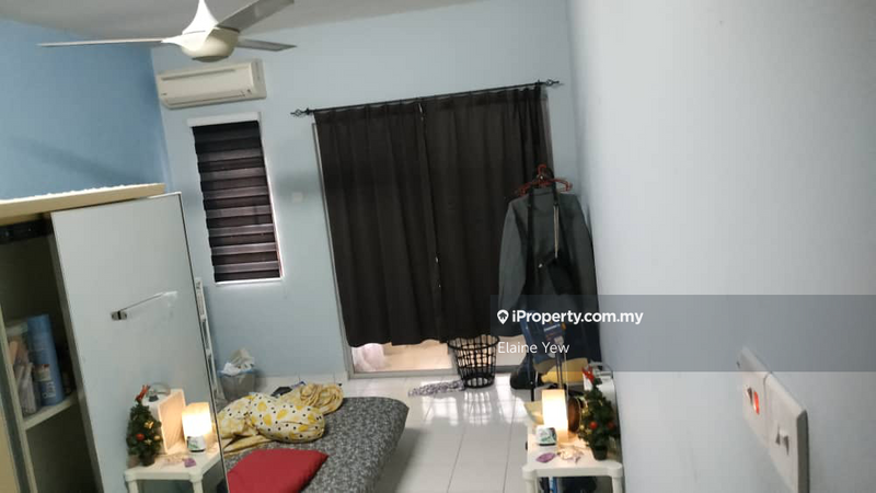Rumah Bandar untuk Dijual di Aman Siara, Selayang oleh Elaine Yew - iProperty.com.my