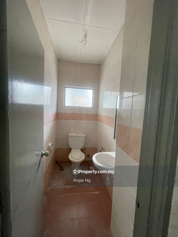 For Sale - Putra point