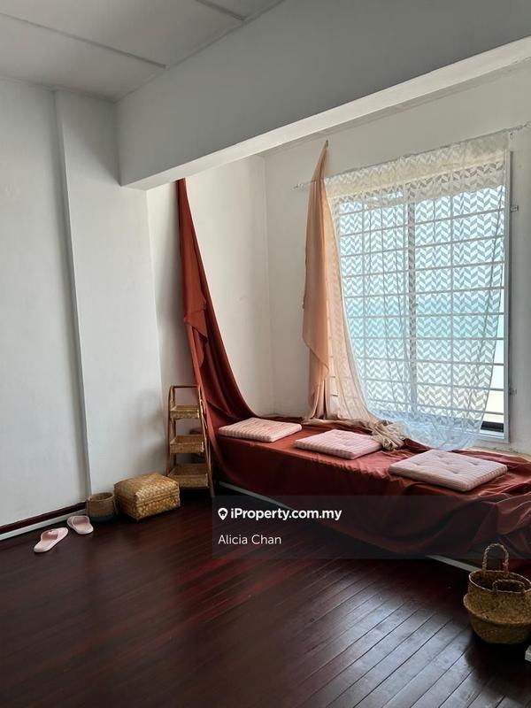 Condominium for Sale in Paradise Lagoon by Alicia Chan - iProperty.com.my