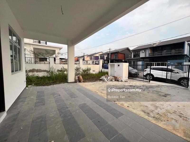 Rumah Berkembar untuk Dijual di Taman Pulai Mutiara, Iskandar Puteri (Nusajaya) oleh Robbie Tan - iProperty.com.my
