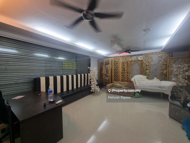 Kedai untuk Dijual di Seksyen 16, Shah Alam oleh Mahzah Rapiee - iProperty.com.my