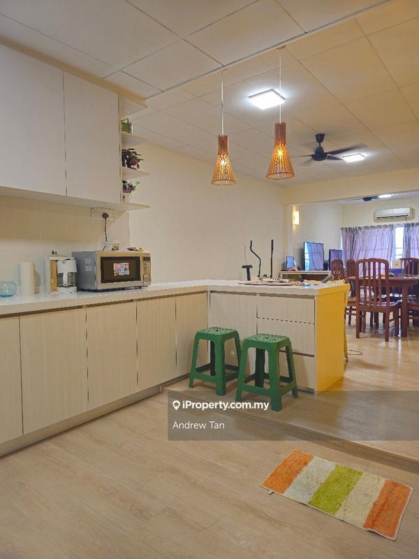 For Sale - La Vista Condominiums