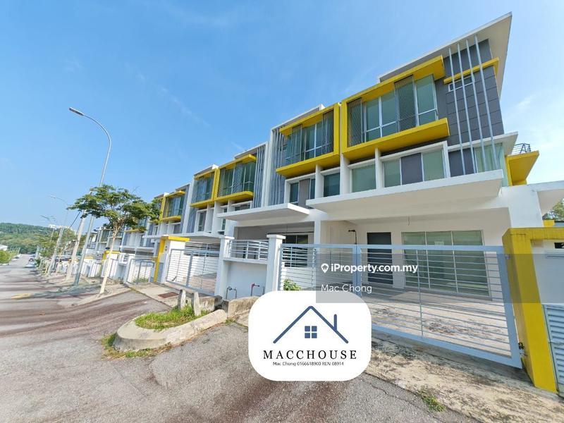 3-storey Terraced House for Sale in Taman Semenyih Mewah, Semenyih by Mac Chong - iProperty.com.my