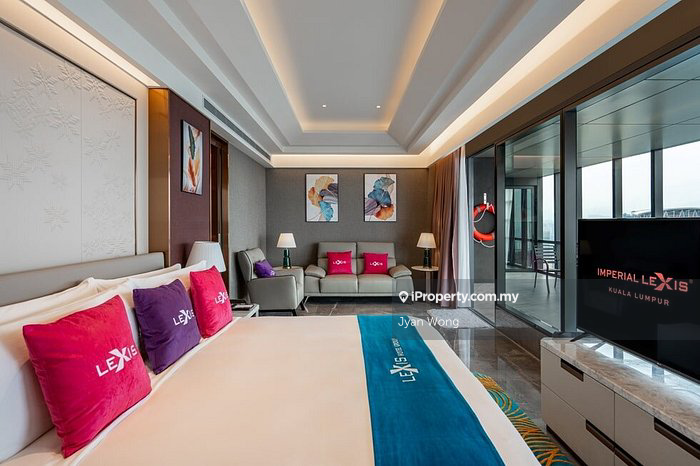 For Sale - Royal Lexis