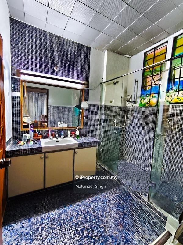 Bungalow House untuk Dijual di Ukay Heights, Ampang oleh Mel Walia - iProperty.com.my