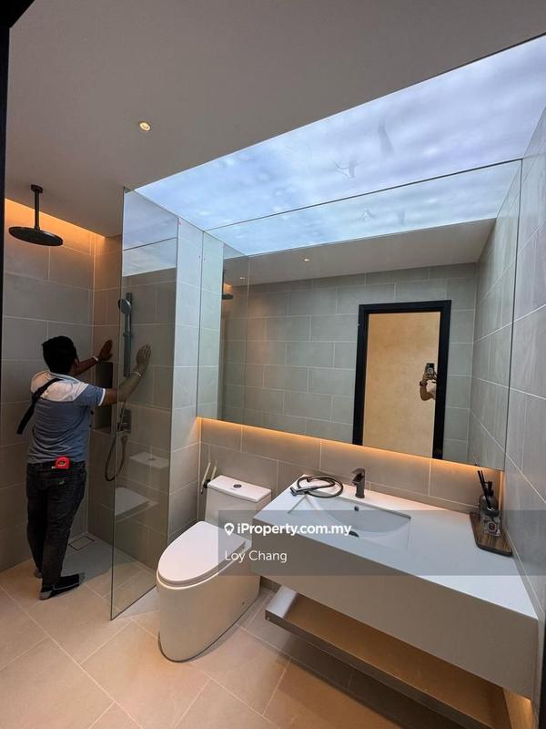 For Sale - Armani Hallson KLCC