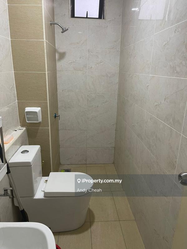 Service Residence for Sale in D'Summit Residences by Andy Cheah - iProperty.com.my