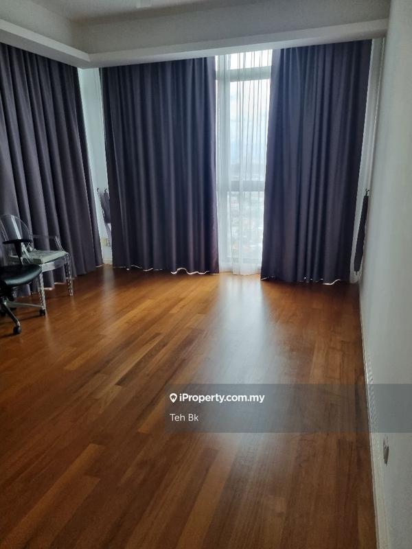 For Sale - Zehn Bukit Pantai