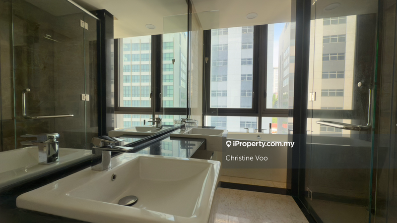 For Rent - 6 CapSquare