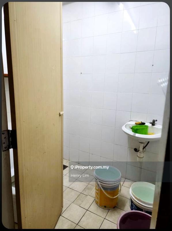 3-storey Terraced House for Sale in Taman Dagang, Ampang by Henry Lim - iProperty.com.my
