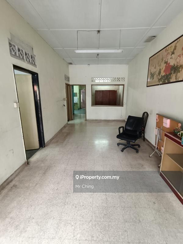 Rumah Berangkai 1 Tingkat untuk Dijual di Happy Garden, Kuchai Lama oleh Mr Ching - iProperty.com.my