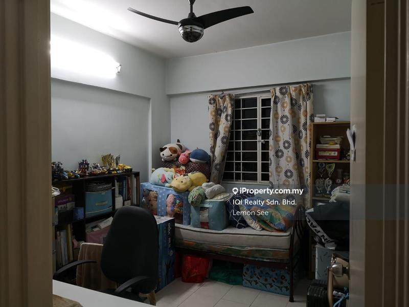 Condominium for Sale in Petaling Indah Condominiums by Lemon See - iProperty.com.my