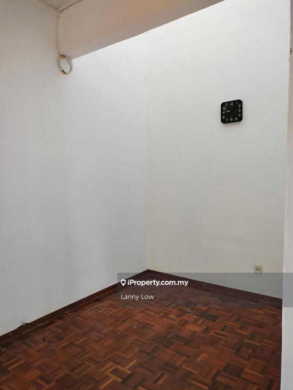 Rumah Berangkai 2 Tingkat untuk Dijual di Usj 11, Subang Jaya oleh Lanny Low - iProperty.com.my