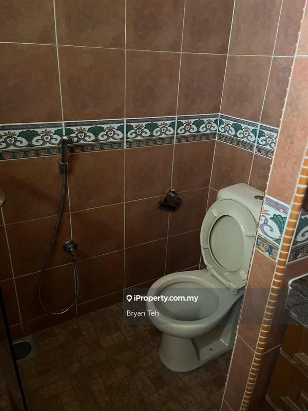 Bungalow House for Sale in Jalan Ipoh, Kuala Lumpur by Bryan Teh - iProperty.com.my