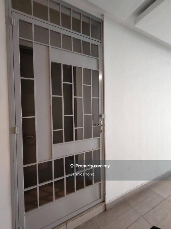 For Rent - Cybersquare