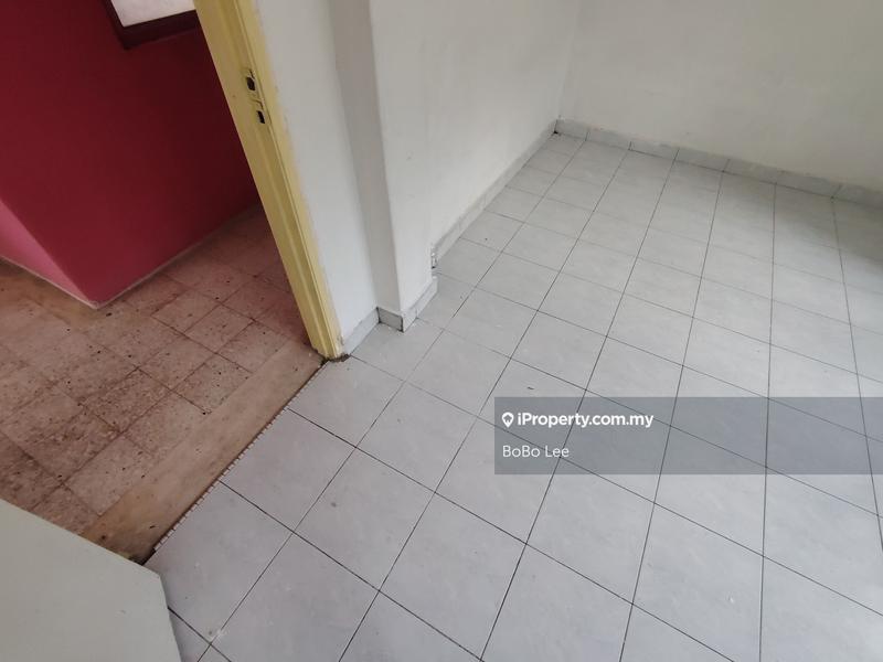 Flat for Sale in Taman Sri Sentosa by BoBo Lee - iProperty.com.my