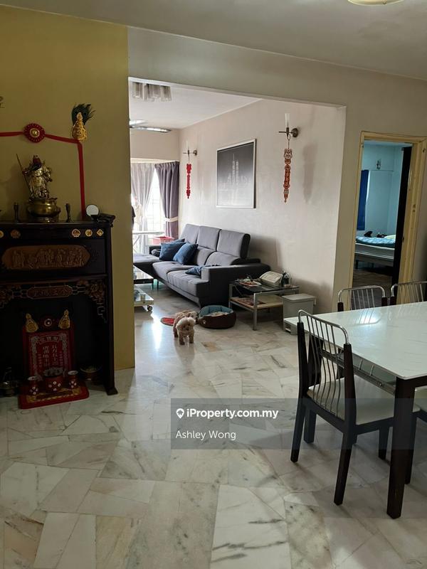 For Sale - Sri Intan 2