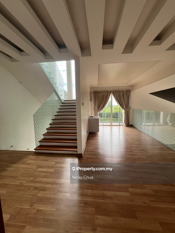 Banglo untuk Dijual di Nuri Indah 3 Storey Biggest Bungalow （Rasah Jaya）, Seremban oleh Nicky Chua - iProperty.com.my