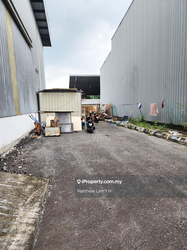 Semi-D Factory for Sale in Kampung Batu 9 Kebun Baru, Telok Panglima Garang by Matthew Lim Y.H - iProperty.com.my