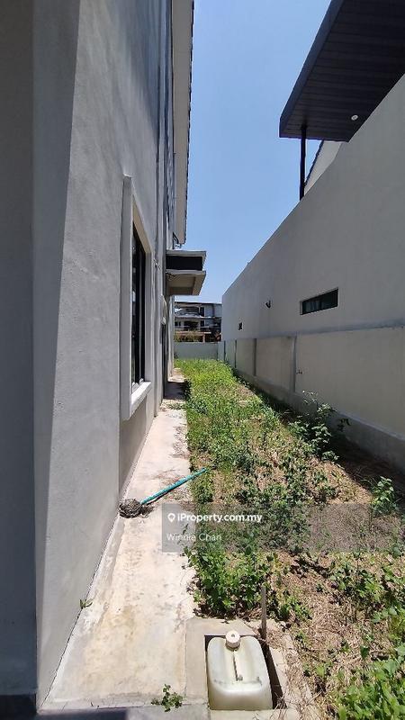 Bungalow House for Sale in Taman Pasir Puteh Selatan, Ipoh by Winnie Chan - iProperty.com.my