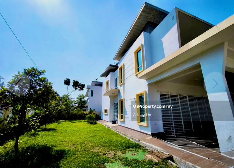 Rumah Berkembar untuk Dijual di Taman Emas, Dengkil oleh Ashley Lim - iProperty.com.my