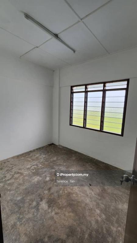 Rumah Flat untuk Dijual di Taman Molek oleh Terence Tan - iProperty.com.my
