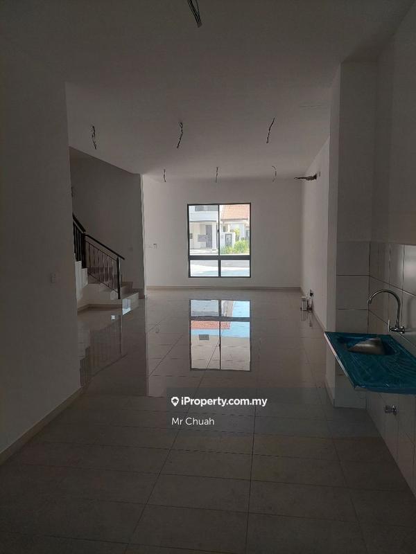 Rumah Teres 2-Tingkat untuk Dijual di Sepang, Selangor oleh Mr Chuah - iProperty.com.my