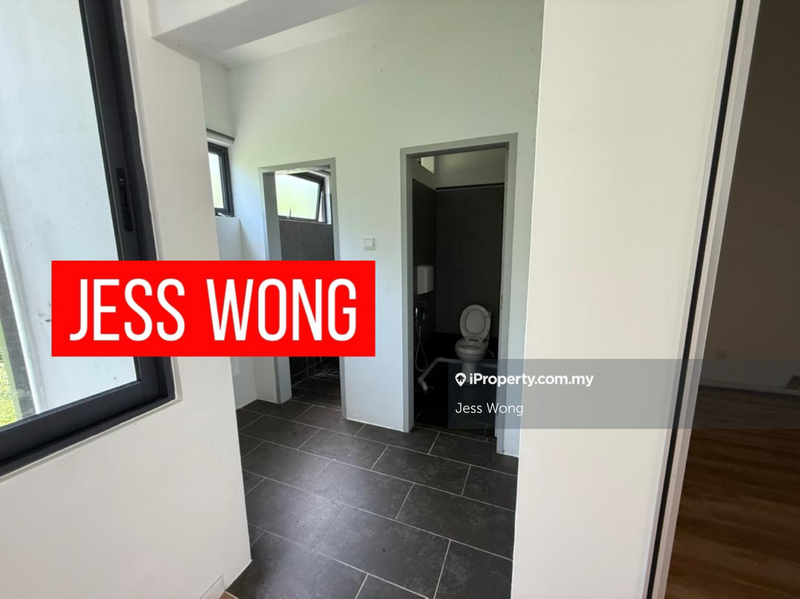 For Rent - Iconic Point First Floor Commercial Shoplot For Rent Partially Renovated