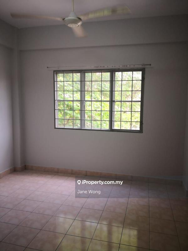 For Sale - Apartment Sri Ara