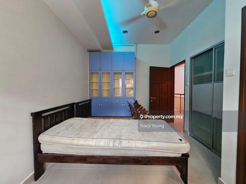 Rumah Berangkai 2 Tingkat untuk Dijual di Sungai Long, Bandar Sungai Long oleh Stacy Young - iProperty.com.my