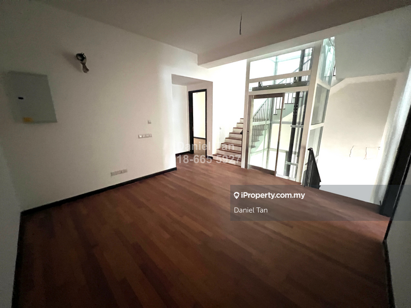 Rumah Berangkai 3.5 Tingkat untuk Dijual di Duta Villa, Setia Alam oleh Daniel Tan - iProperty.com.my