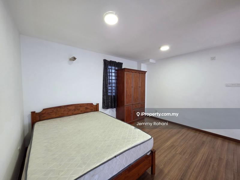 Townhouse for Rent in Labu, Negeri Sembilan by Jemmy Rohani - Bedroom - iProperty.com.my