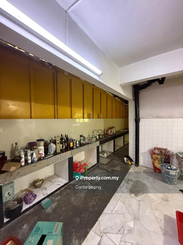 Rumah Berangkai 3 Tingkat untuk Dijual di Taman Sri Muda, Shah Alam oleh Dante Leong - iProperty.com.my