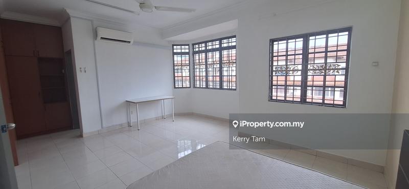 3-storey Terraced House for Sale in Bandar Utama, Bandar Utama by Kerry Tam - iProperty.com.my