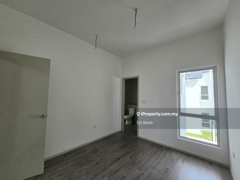 Rumah Teres untuk Dijual di Nilai Impian, Nilai oleh Siti Beeb - iProperty.com.my
