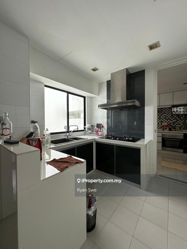 Kondominium untuk Dijual di Papillon Desahill Condominium oleh Ryan Swe - iProperty.com.my