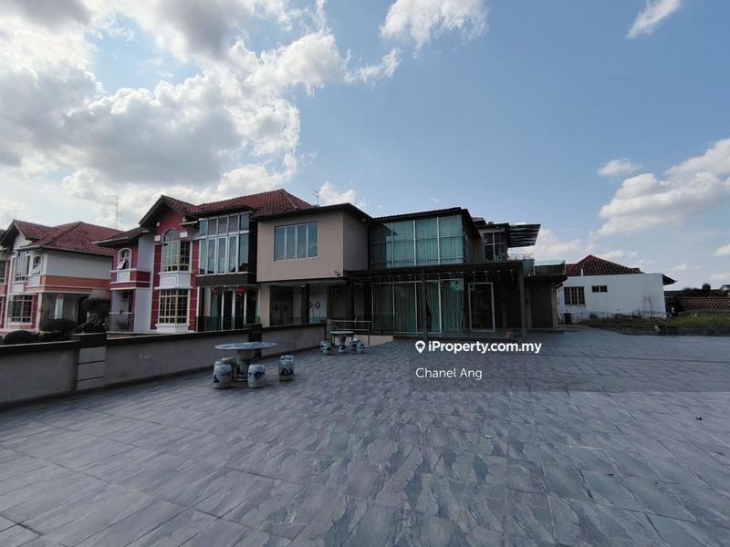 Rumah Berkembar untuk Dijual di Taman Molek, Johor Bahru oleh Chanel Ang - iProperty.com.my